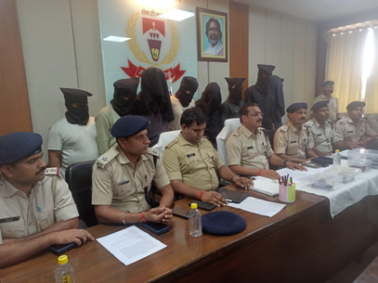 Nine criminals arrested in Hazaribagh for firing at jewellers, making threats | Nine criminals arrested in Hazaribagh for firing at jewellers, making threats