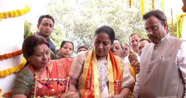Jan Seva Sadan: Delhi CM Rekha Gupta inaugurates special public grievance camp at her residence | Jan Seva Sadan: Delhi CM Rekha Gupta inaugurates special public grievance camp at her residence Jan Seva Sadan: Delhi CM Rekha Gupta inaugurates special public grievance camp at her residence | Jan Seva Sadan: Delhi CM Rekha Gupta inaugurates special public grievance camp at her residence