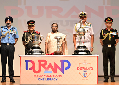 President Droupadi Murmu unveils Durand Cup 2025 trophy | President Droupadi Murmu unveils Durand Cup 2025 trophy President Droupadi Murmu unveils Durand Cup 2025 trophy | President Droupadi Murmu unveils Durand Cup 2025 trophy