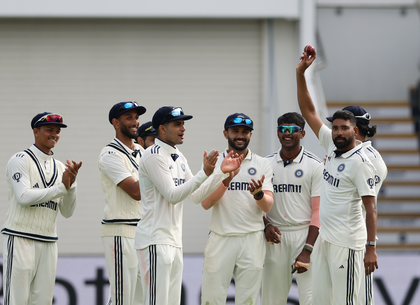 2nd Test: Siraj picks 6-70 as India take 180-run lead over England despite Smith’s 184* | 2nd Test: Siraj picks 6-70 as India take 180-run lead over England despite Smith’s 184* 2nd Test: Siraj picks 6-70 as India take 180-run lead over England despite Smith’s 184* | 2nd Test: Siraj picks 6-70 as India take 180-run lead over England despite Smith’s 184*