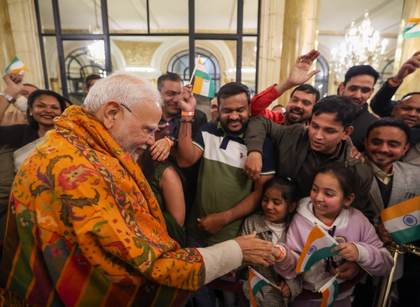 Distance is no barrier to cultural connections: PM Modi on getting grand welcome from Indian diaspora in Argentina | Distance is no barrier to cultural connections: PM Modi on getting grand welcome from Indian diaspora in Argentina Distance is no barrier to cultural connections: PM Modi on getting grand welcome from Indian diaspora in Argentina | Distance is no barrier to cultural connections: PM Modi on getting grand welcome from Indian diaspora in Argentina