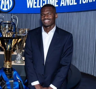 French striker Ange-Yoan Bonny joins Inter Milan from Parma | French striker Ange-Yoan Bonny joins Inter Milan from Parma French striker Ange-Yoan Bonny joins Inter Milan from Parma | French striker Ange-Yoan Bonny joins Inter Milan from Parma
