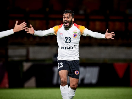 Experienced midfielder Souvik Chakrabarti signs two-year extension with East Bengal | Experienced midfielder Souvik Chakrabarti signs two-year extension with East Bengal