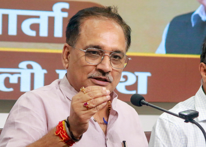 'Rs 200 crore scam': Delhi BJP seeks probe into Kejriwal govt's scheme for women | 'Rs 200 crore scam': Delhi BJP seeks probe into Kejriwal govt's scheme for women 'Rs 200 crore scam': Delhi BJP seeks probe into Kejriwal govt's scheme for women | 'Rs 200 crore scam': Delhi BJP seeks probe into Kejriwal govt's scheme for women