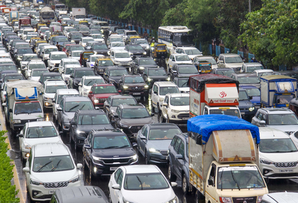 India's vehicle sales accelerate 4.84 pc in June to cross 20 lakh units | India's vehicle sales accelerate 4.84 pc in June to cross 20 lakh units India's vehicle sales accelerate 4.84 pc in June to cross 20 lakh units | India's vehicle sales accelerate 4.84 pc in June to cross 20 lakh units