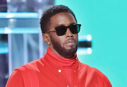 Sean 'Diddy' Combs receives standing ovation from fellow inmates after court hearing | Sean 'Diddy' Combs receives standing ovation from fellow inmates after court hearing