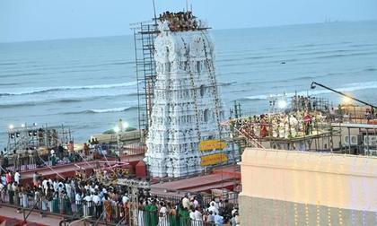 Consecration ceremony at TN's Subramanya Swami temple draws thousands of devotees | Consecration ceremony at TN's Subramanya Swami temple draws thousands of devotees