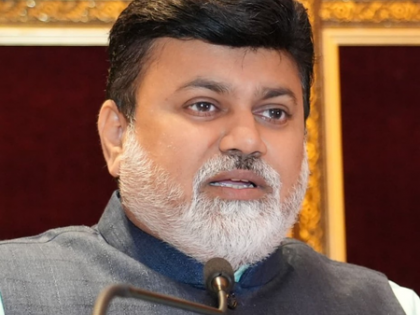 Maha govt to set up village of Marathi poetry and books in Kashmir | Maha govt to set up village of Marathi poetry and books in Kashmir