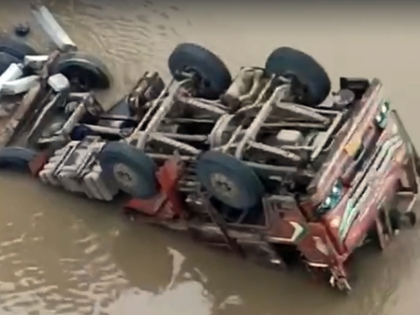 Vadodara bridge collapse: Death toll rises to 9, PM Modi expresses grief | Vadodara bridge collapse: Death toll rises to 9, PM Modi expresses grief