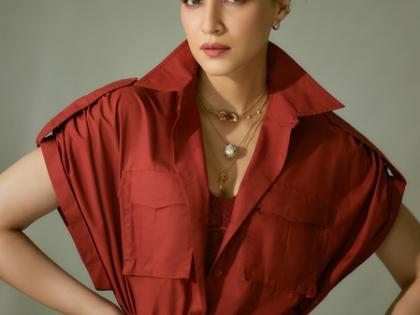 Here’s how Kriti Sanon embraces her inner ‘90s kid’ through music | Here’s how Kriti Sanon embraces her inner ‘90s kid’ through music