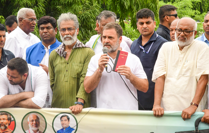 ‘Maharashtra Model’ being repeated in Bihar to steal elections: LoP Gandhi | ‘Maharashtra Model’ being repeated in Bihar to steal elections: LoP Gandhi