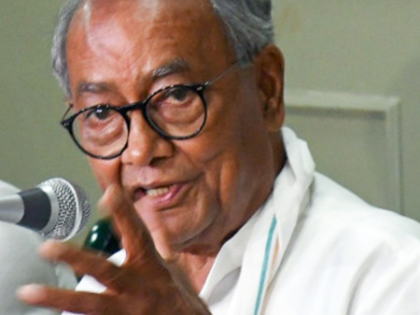 Man who accused MP Cong chief of offering money to make fake allegation, missing with family: Digvijaya Singh | Man who accused MP Cong chief of offering money to make fake allegation, missing with family: Digvijaya Singh