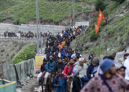 Amarnath Yatra: Over 1.45 lakh devotees have 'darshan' in eight days | Amarnath Yatra: Over 1.45 lakh devotees have 'darshan' in eight days