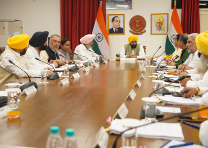 Punjab Cabinet approves cashless treatment scheme of Rs 10 lakh for residents | Punjab Cabinet approves cashless treatment scheme of Rs 10 lakh for residents