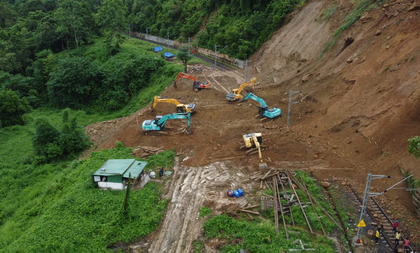 NE landslides: Restoration of Railway services underway, two trains operated for stranded passengers | NE landslides: Restoration of Railway services underway, two trains operated for stranded passengers NE landslides: Restoration of Railway services underway, two trains operated for stranded passengers | NE landslides: Restoration of Railway services underway, two trains operated for stranded passengers