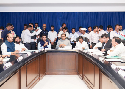 Comprehensive plan needed to solve problems of Hinjewadi IT park residents: Maha CM | Comprehensive plan needed to solve problems of Hinjewadi IT park residents: Maha CM