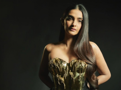 Sonam Kapoor set to attend Wimbledon Gentlemen's Finals in London | Sonam Kapoor set to attend Wimbledon Gentlemen's Finals in London Sonam Kapoor set to attend Wimbledon Gentlemen's Finals in London | Sonam Kapoor set to attend Wimbledon Gentlemen's Finals in London