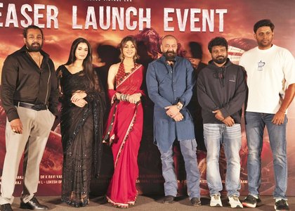 We love you all and we expect the same love back, says Sanjay Dutt | We love you all and we expect the same love back, says Sanjay Dutt We love you all and we expect the same love back, says Sanjay Dutt | We love you all and we expect the same love back, says Sanjay Dutt