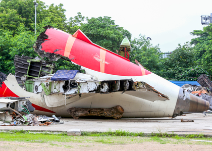 Air India crash: Airlines check fuel locking mechanism in Boeing 787 aircraft | Air India crash: Airlines check fuel locking mechanism in Boeing 787 aircraft Air India crash: Airlines check fuel locking mechanism in Boeing 787 aircraft | Air India crash: Airlines check fuel locking mechanism in Boeing 787 aircraft