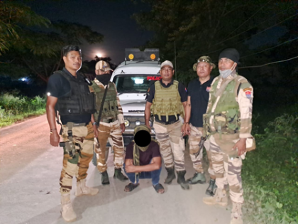 Manipur: 12 active militants of 3 outfits arrested by security forces, arms recovered | Manipur: 12 active militants of 3 outfits arrested by security forces, arms recovered Manipur: 12 active militants of 3 outfits arrested by security forces, arms recovered | Manipur: 12 active militants of 3 outfits arrested by security forces, arms recovered