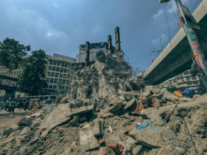 Structure dedicated to B'desh Liberation War torn down; Yunus regime plans new installation for July protest | Structure dedicated to B'desh Liberation War torn down; Yunus regime plans new installation for July protest Structure dedicated to B'desh Liberation War torn down; Yunus regime plans new installation for July protest | Structure dedicated to B'desh Liberation War torn down; Yunus regime plans new installation for July protest