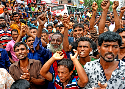 Dhaka: CNG drivers block Banani roads as a sign of protest | Dhaka: CNG drivers block Banani roads as a sign of protest Dhaka: CNG drivers block Banani roads as a sign of protest | Dhaka: CNG drivers block Banani roads as a sign of protest