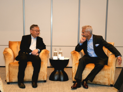 EAM Jaishankar's Singapore visit boosts strategic ties, investment & Indo-Pacific dialogue | EAM Jaishankar's Singapore visit boosts strategic ties, investment & Indo-Pacific dialogue EAM Jaishankar's Singapore visit boosts strategic ties, investment & Indo-Pacific dialogue | EAM Jaishankar's Singapore visit boosts strategic ties, investment & Indo-Pacific dialogue