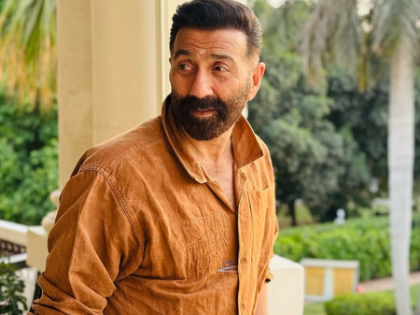 Sunny Deol spends weekend watching 'favourites' Sinner, Swiatek 'take the crown' at Wimbledon | Sunny Deol spends weekend watching 'favourites' Sinner, Swiatek 'take the crown' at Wimbledon Sunny Deol spends weekend watching 'favourites' Sinner, Swiatek 'take the crown' at Wimbledon | Sunny Deol spends weekend watching 'favourites' Sinner, Swiatek 'take the crown' at Wimbledon