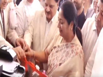 Delhi to get 7 super specialty hospitals, more ICU bed capacity: CM Rekha Gupta | Delhi to get 7 super specialty hospitals, more ICU bed capacity: CM Rekha Gupta Delhi to get 7 super specialty hospitals, more ICU bed capacity: CM Rekha Gupta | Delhi to get 7 super specialty hospitals, more ICU bed capacity: CM Rekha Gupta