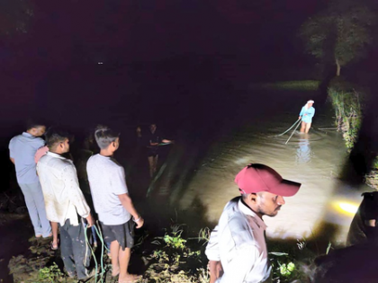 MP: Two girls drown in borewell, bodies recovered hours after incident | MP: Two girls drown in borewell, bodies recovered hours after incident MP: Two girls drown in borewell, bodies recovered hours after incident | MP: Two girls drown in borewell, bodies recovered hours after incident