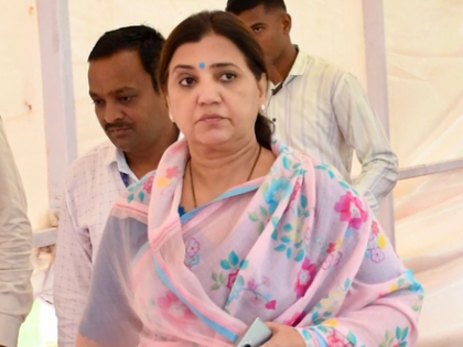 Maha govt to draft strict law against bogus doctors: Minister | Maha govt to draft strict law against bogus doctors: Minister Maha govt to draft strict law against bogus doctors: Minister | Maha govt to draft strict law against bogus doctors: Minister