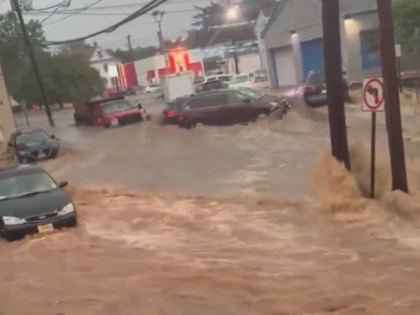 Torrential rain triggers flash flooding in New York, New Jersey | Torrential rain triggers flash flooding in New York, New Jersey Torrential rain triggers flash flooding in New York, New Jersey | Torrential rain triggers flash flooding in New York, New Jersey
