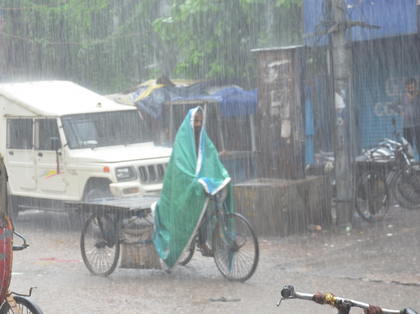 Bihar: Rain to continue till July 17; rising water level in Ganga raises flood concerns | Bihar: Rain to continue till July 17; rising water level in Ganga raises flood concerns Bihar: Rain to continue till July 17; rising water level in Ganga raises flood concerns | Bihar: Rain to continue till July 17; rising water level in Ganga raises flood concerns