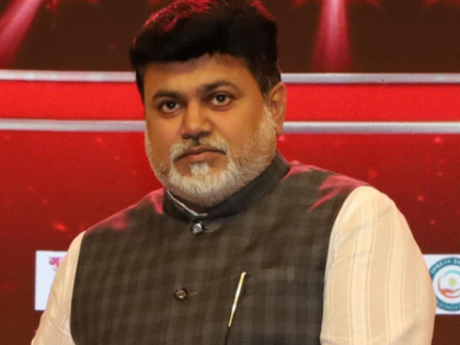 Maharashtra is first in implementing industry MoUs signed at Davos: Minister | Maharashtra is first in implementing industry MoUs signed at Davos: Minister Maharashtra is first in implementing industry MoUs signed at Davos: Minister | Maharashtra is first in implementing industry MoUs signed at Davos: Minister