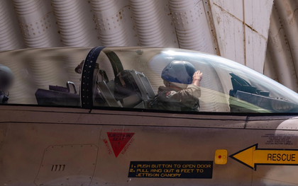 IDF strikes target Syrian regime's military headquarters | IDF strikes target Syrian regime's military headquarters IDF strikes target Syrian regime's military headquarters | IDF strikes target Syrian regime's military headquarters