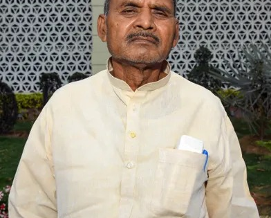 Bihar: JD-U closes doors for Suryagarha MLA Prahlad Yadav | Bihar: JD-U closes doors for Suryagarha MLA Prahlad Yadav Bihar: JD-U closes doors for Suryagarha MLA Prahlad Yadav | Bihar: JD-U closes doors for Suryagarha MLA Prahlad Yadav