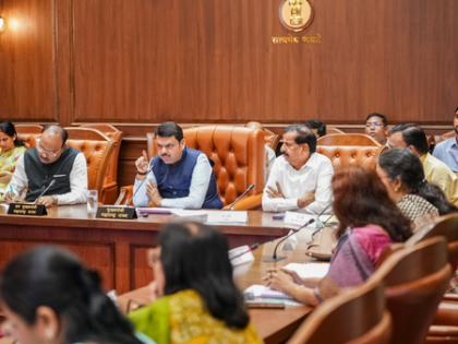 Accelerate development of logistics hub for industrial expansion in Dhule: CM Fadnavis | Accelerate development of logistics hub for industrial expansion in Dhule: CM Fadnavis
