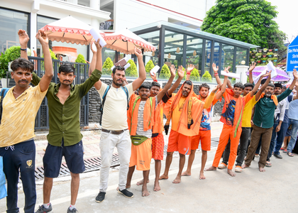 Amarnath Yatra resumes from Jammu as 7,908 leave for Kashmir | Amarnath Yatra resumes from Jammu as 7,908 leave for Kashmir