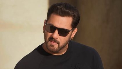 Salman Khan urges all bikers to ride safe, ensure full safety gear | Salman Khan urges all bikers to ride safe, ensure full safety gear