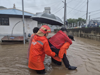 Two dead, 1000 evacuated as torrential rains hit parts of South Korea | Two dead, 1000 evacuated as torrential rains hit parts of South Korea Two dead, 1000 evacuated as torrential rains hit parts of South Korea | Two dead, 1000 evacuated as torrential rains hit parts of South Korea