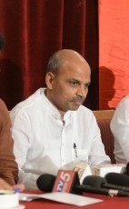 Lapses occurred, action taken to prevent tragedies in future: K'taka Minister on stampede status report | Lapses occurred, action taken to prevent tragedies in future: K'taka Minister on stampede status report Lapses occurred, action taken to prevent tragedies in future: K'taka Minister on stampede status report | Lapses occurred, action taken to prevent tragedies in future: K'taka Minister on stampede status report