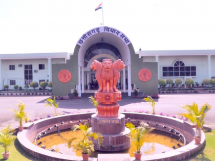 Chhattisgarh Assembly: 30 Congress MLAs suspended for a day amid din over fertiliser row | Chhattisgarh Assembly: 30 Congress MLAs suspended for a day amid din over fertiliser row