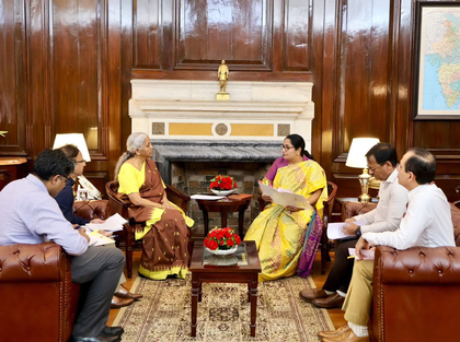 FM Sitharaman, Delhi CM discuss Rs 600 crore loan for city infra | FM Sitharaman, Delhi CM discuss Rs 600 crore loan for city infra FM Sitharaman, Delhi CM discuss Rs 600 crore loan for city infra | FM Sitharaman, Delhi CM discuss Rs 600 crore loan for city infra