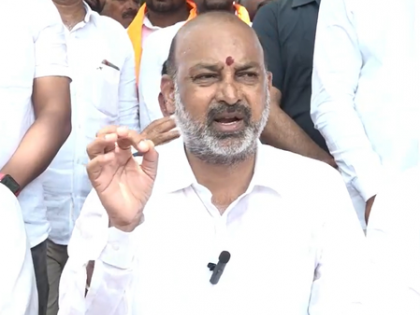 KCR did phone tapping, I got invitation as witness: MoS Bandi Sanjay | KCR did phone tapping, I got invitation as witness: MoS Bandi Sanjay KCR did phone tapping, I got invitation as witness: MoS Bandi Sanjay | KCR did phone tapping, I got invitation as witness: MoS Bandi Sanjay