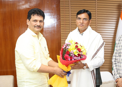 Maha Health Minister urges Mandaviya to revise income eligibility limit for ESIS beneficiaries | Maha Health Minister urges Mandaviya to revise income eligibility limit for ESIS beneficiaries Maha Health Minister urges Mandaviya to revise income eligibility limit for ESIS beneficiaries | Maha Health Minister urges Mandaviya to revise income eligibility limit for ESIS beneficiaries