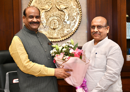 Delhi Assembly Speaker apprises Lok Sabha Speaker of digital initiatives | Delhi Assembly Speaker apprises Lok Sabha Speaker of digital initiatives