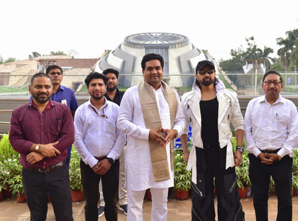 Delhi Minister Kapil Mishra, singer Himesh Reshammiya visit Prime Ministers’ Museum | Delhi Minister Kapil Mishra, singer Himesh Reshammiya visit Prime Ministers’ Museum Delhi Minister Kapil Mishra, singer Himesh Reshammiya visit Prime Ministers’ Museum | Delhi Minister Kapil Mishra, singer Himesh Reshammiya visit Prime Ministers’ Museum