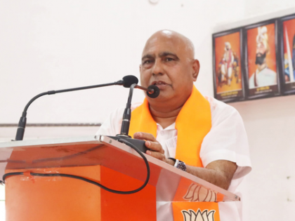 MP BJP Chief Khandelwal urges party workers to become bridge between people and govt | MP BJP Chief Khandelwal urges party workers to become bridge between people and govt MP BJP Chief Khandelwal urges party workers to become bridge between people and govt | MP BJP Chief Khandelwal urges party workers to become bridge between people and govt