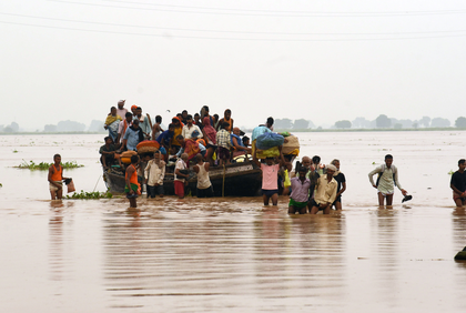 Bihar flood crisis deepens: Ganga, tributaries overflow submerging villages; evacuations begin | Bihar flood crisis deepens: Ganga, tributaries overflow submerging villages; evacuations begin