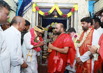 Gaiety marks Bonalu celebrations in Hyderabad | Gaiety marks Bonalu celebrations in Hyderabad